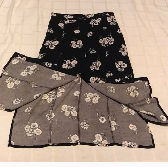 NWT H&M Divided ButtonDown Daisy FloralPrint Skirt - Picture 11 of 12